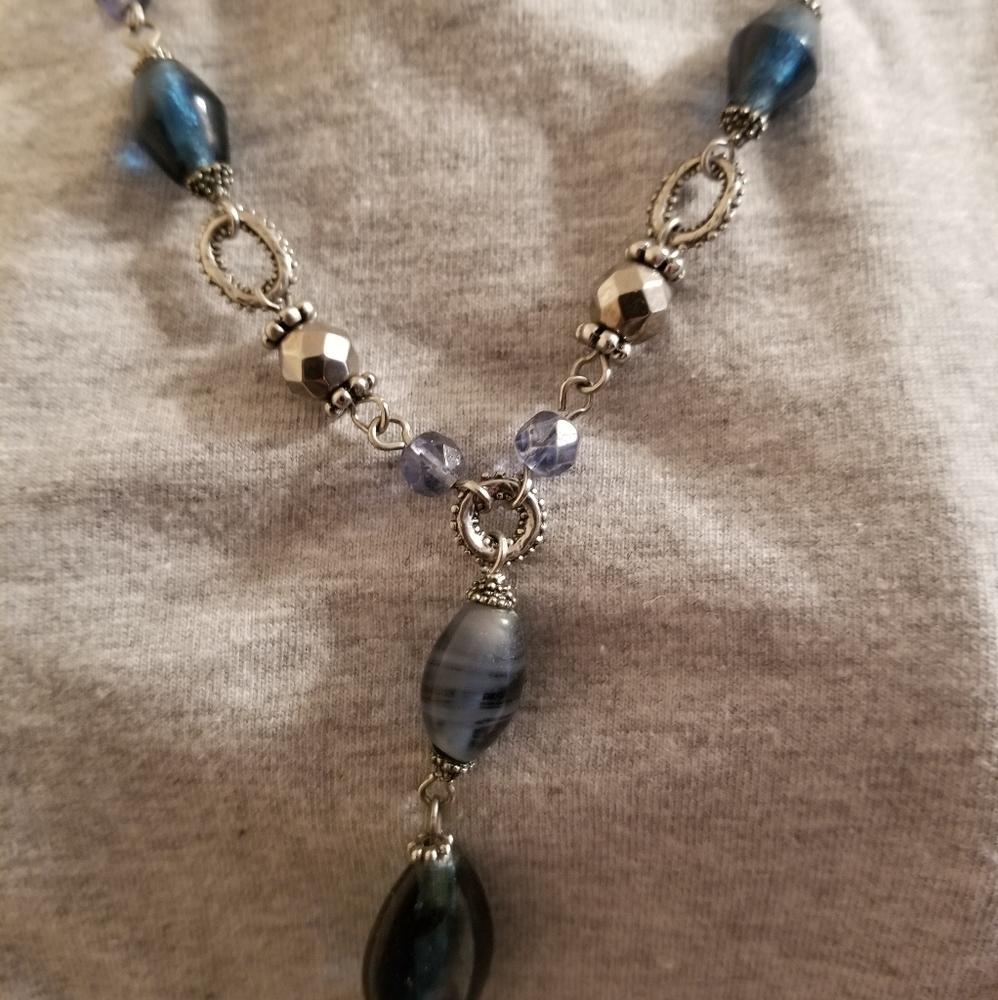 Lia sophia necklace